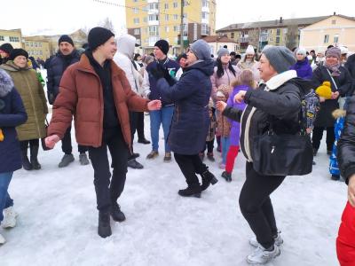 В Ливнах и Ливенском районе прошли Масленичные гуляния