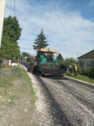 В Ливнах продолжается ремонт дорог